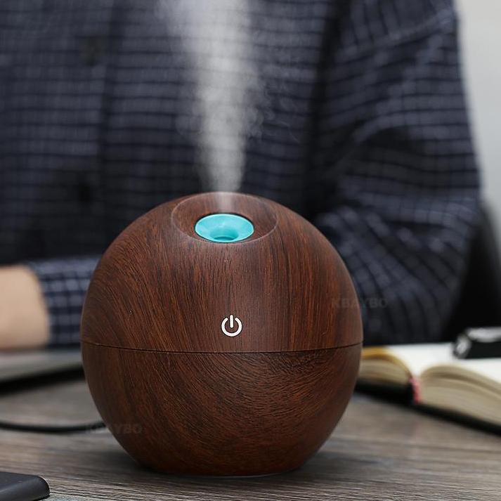 Compact Aroma Diffuser & Humidifier, capacity 130ML of water with essential Oils, 7 colour LED Lights, USB charge.